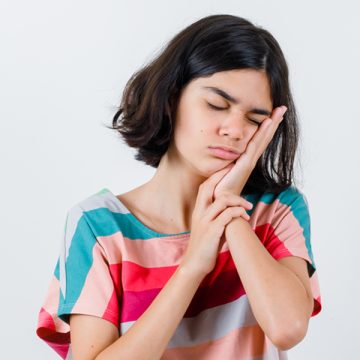 How to Get a Wiggly Tooth Out and Help Your Child Feel Comfortable About It