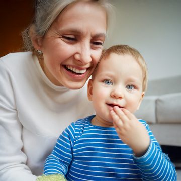 When Do Infants Get Their First Tooth and When to Schedule Their First Dental Visit