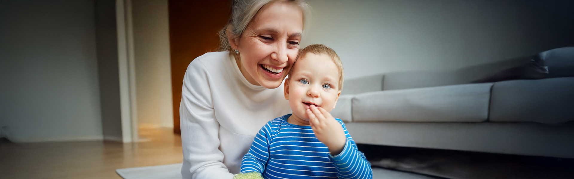 When Do Infants Get Their First Tooth and When to Schedule Their First Dental Visit