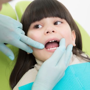 Which Teeth Fall Out at Age 10? A Parent’s Guide to the Tooth Transition Stage